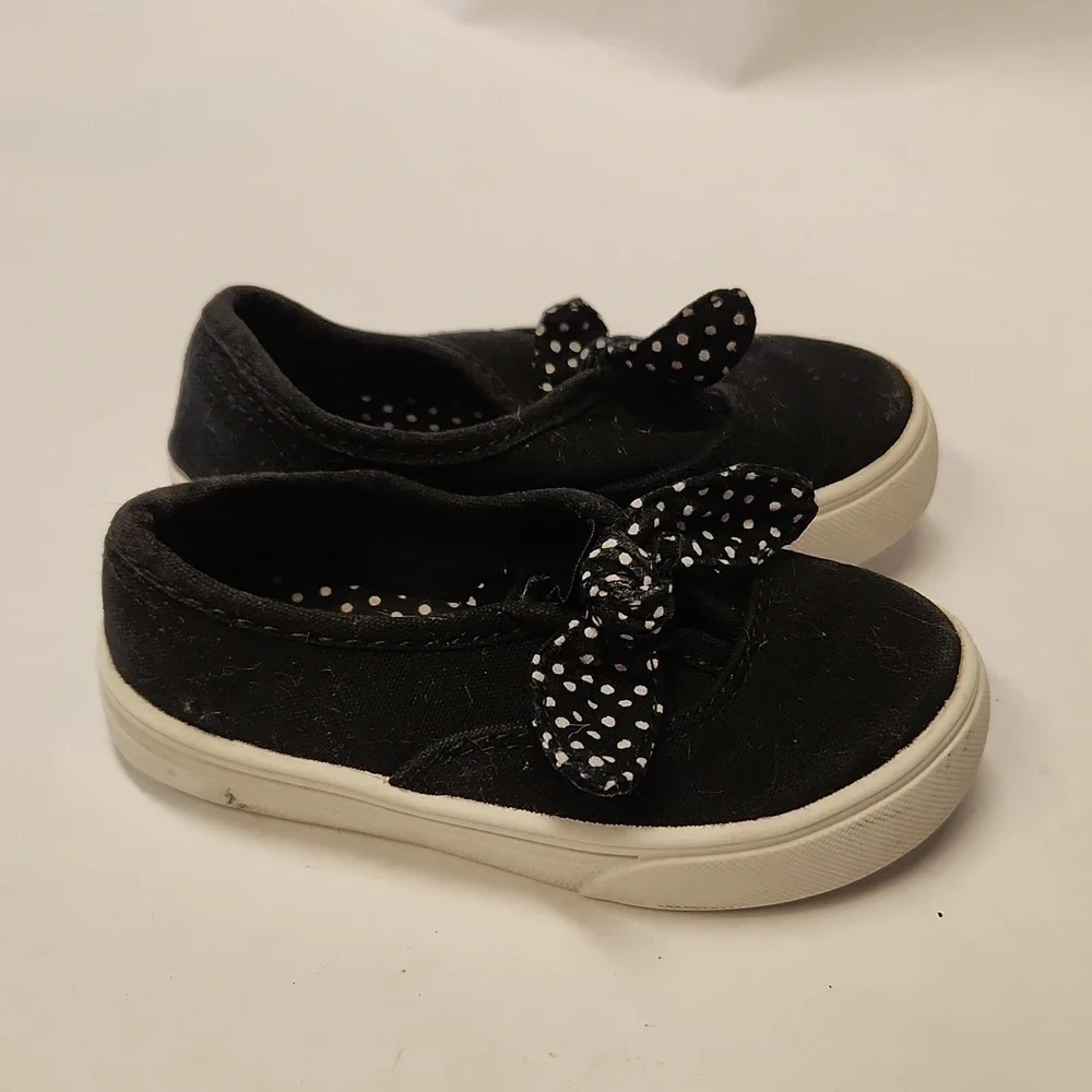 Wonder Nation Girls Shoes size 7 slip on Sneakers Bows